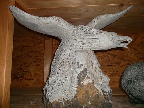 Adler aus Naturstein
