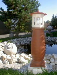 Gartenlampe aus Keramik